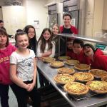 Temple Beth El Teens Working in the Kitchen